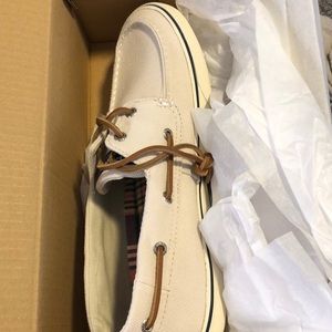 Mens 12 w NIB never worn boat shoes